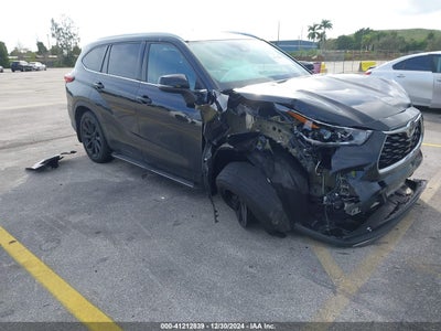 TOYOTA HIGHLANDER 2022