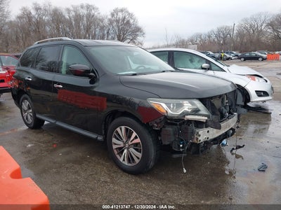 NISSAN PATHFINDER 2017