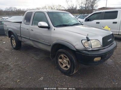 TOYOTA TUNDRA 2001