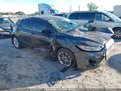 FORD FUSION 2019