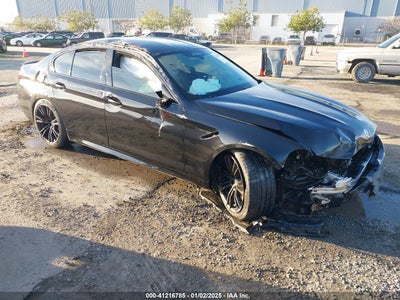 BMW M5 2022