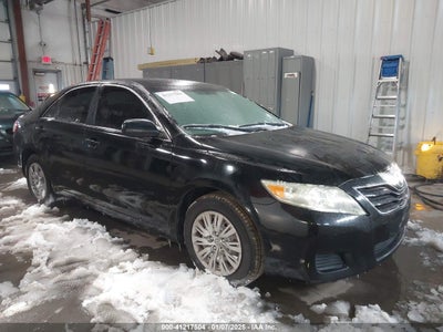 TOYOTA CAMRY 2011