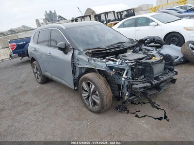 NISSAN ROGUE 2024