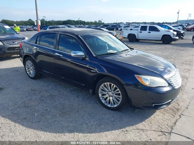 CHRYSLER 200 2011