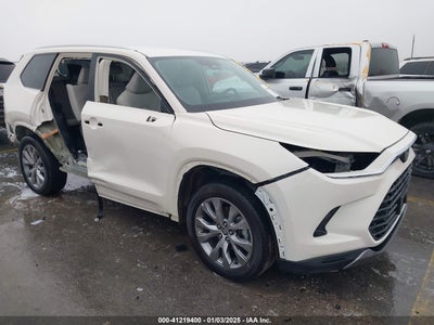 TOYOTA GRAND HIGHLANDER 2024
