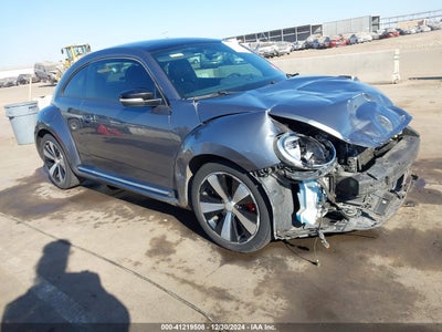 VOLKSWAGEN BEETLE 2013