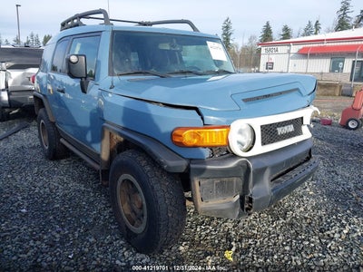 TOYOTA FJ CRUISER 2014