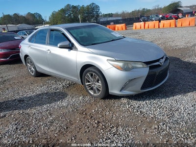 TOYOTA CAMRY 2016