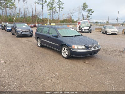 VOLVO V70 2004