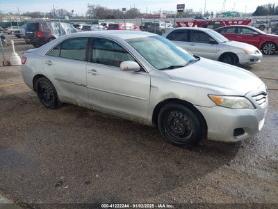 TOYOTA CAMRY 2011
