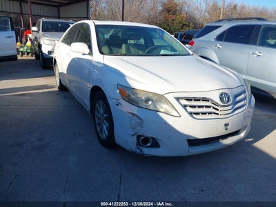 TOYOTA CAMRY 2011