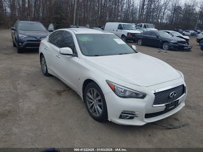 INFINITI Q50 2015