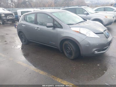 NISSAN LEAF 2015