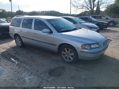 VOLVO V70 2004