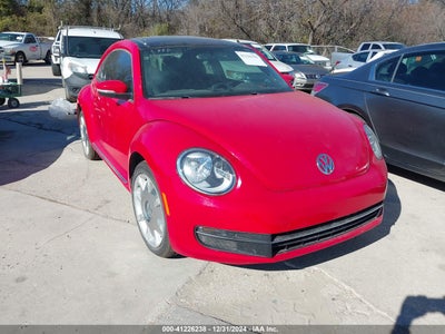 VOLKSWAGEN BEETLE 2013