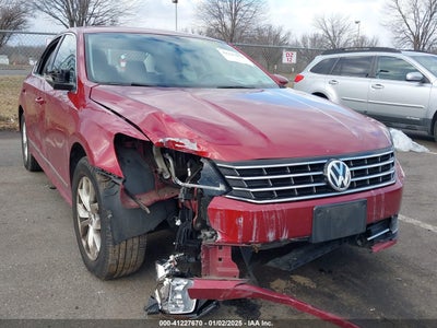 VOLKSWAGEN PASSAT 2016