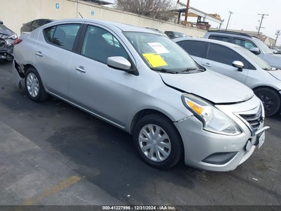 NISSAN VERSA 2016