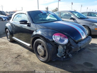 VOLKSWAGEN BEETLE 2013