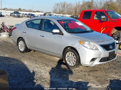 NISSAN VERSA 2013