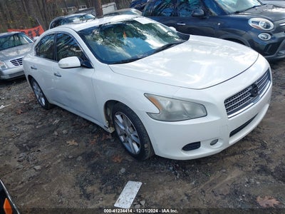 NISSAN MAXIMA 2011