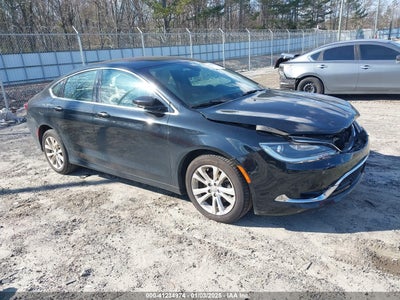 CHRYSLER 200 2015