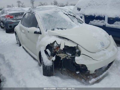 VOLKSWAGEN NEW BEETLE 2007