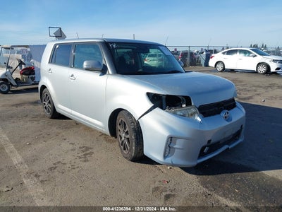 SCION XB 2013