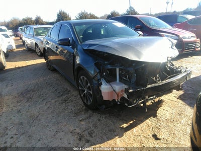 TOYOTA AVALON 2017
