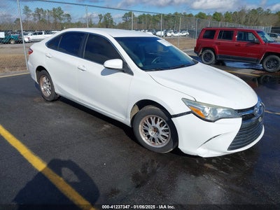 TOYOTA CAMRY 2015