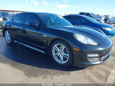 PORSCHE PANAMERA 2011