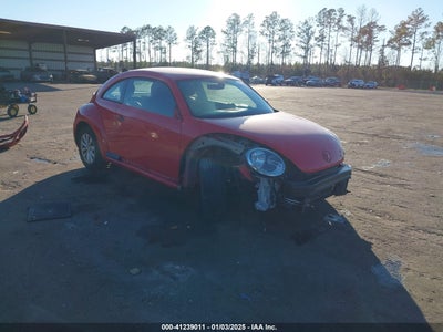 VOLKSWAGEN BEETLE 2017