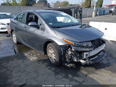 TOYOTA PRIUS PRIME 2021
