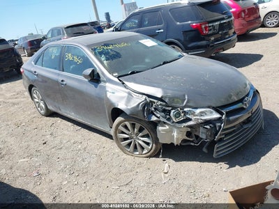 TOYOTA CAMRY HYBRID 2016