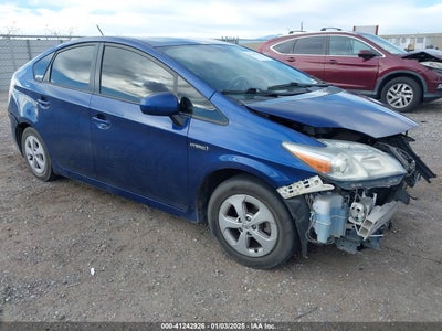 TOYOTA PRIUS 2011