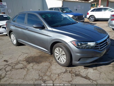 VOLKSWAGEN JETTA 2019