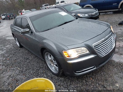 CHRYSLER 300 2012