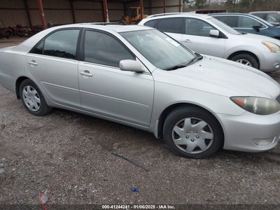 TOYOTA CAMRY 2005