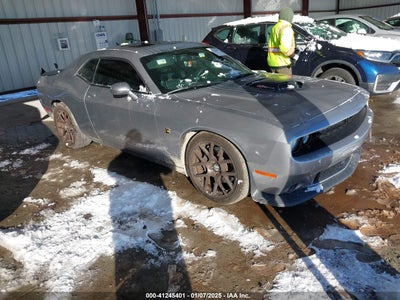 DODGE CHALLENGER 2016