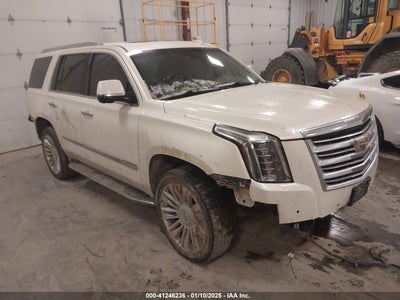 CADILLAC ESCALADE 2015