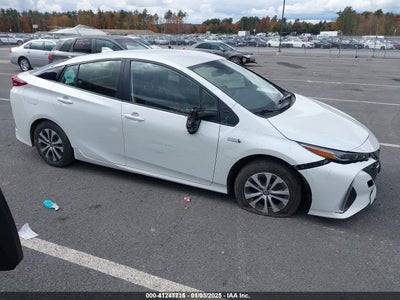 TOYOTA PRIUS PRIME 2021
