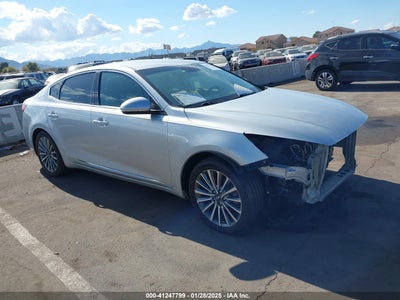 KIA CADENZA 2017