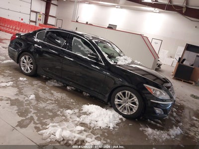 HYUNDAI GENESIS 2013