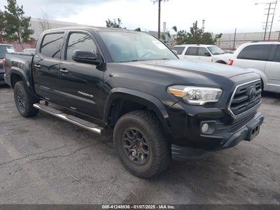 TOYOTA TACOMA 2018
