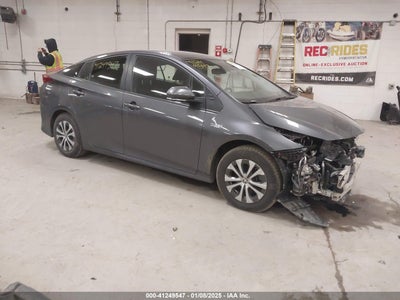 TOYOTA PRIUS PRIME 2022