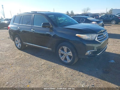 TOYOTA HIGHLANDER 2013