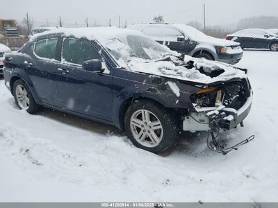 DODGE AVENGER 2014