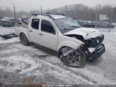 NISSAN FRONTIER 2017