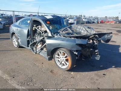 NISSAN MAXIMA 2009