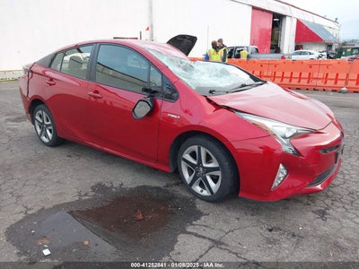 TOYOTA PRIUS 2017
