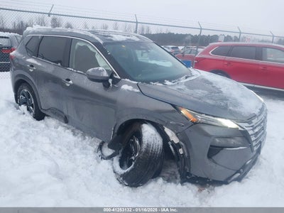 NISSAN ROGUE 2024